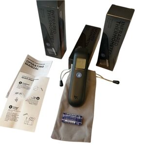 NWT Digital Infrared Thermometer - Black FC-IR205